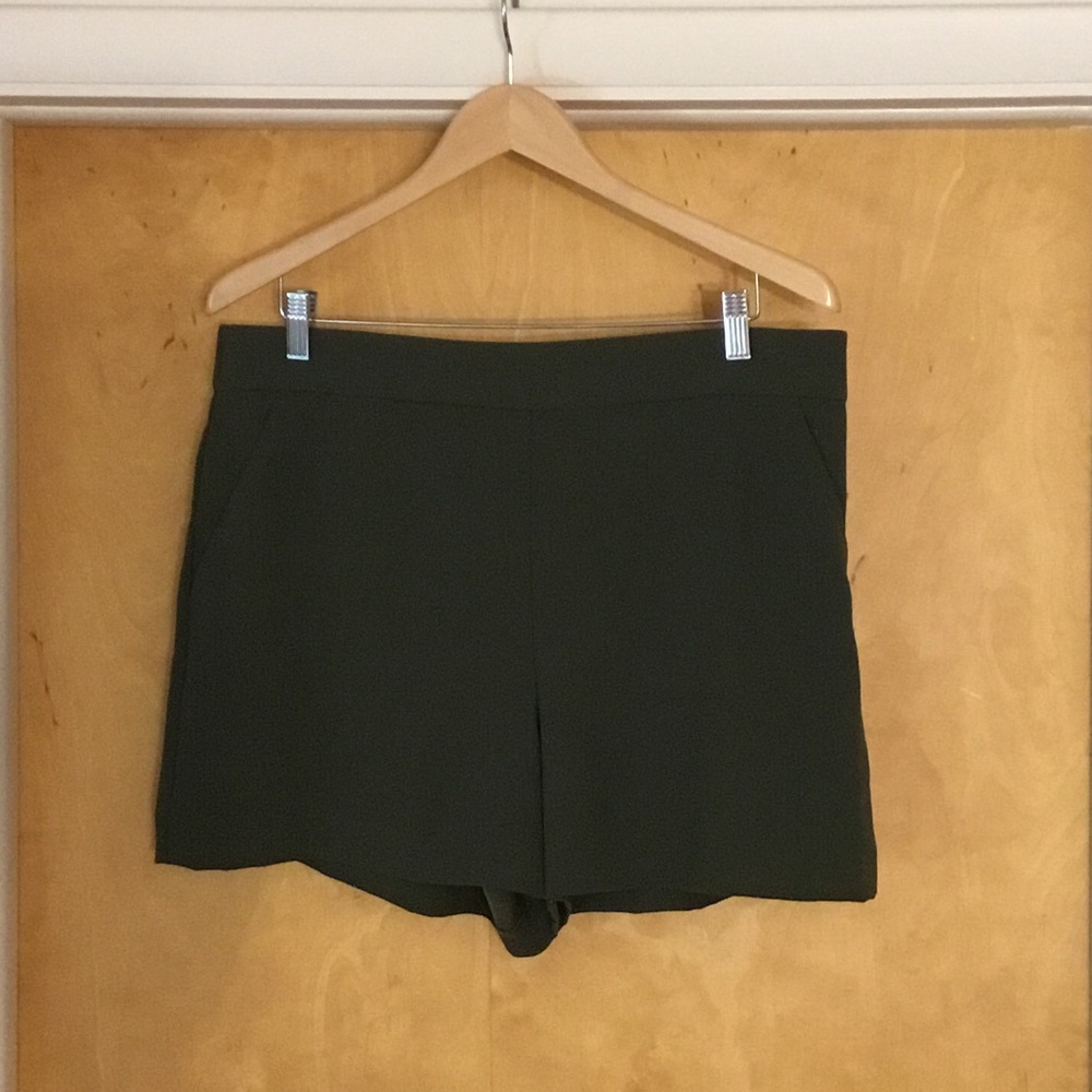LOFT Olive Green High-waisted Crepe Pull-On Shorts
